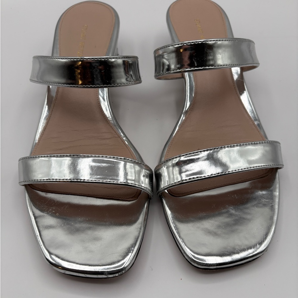 Stuart Weitzman The Ava Low Heel silver Sandal 8.5M